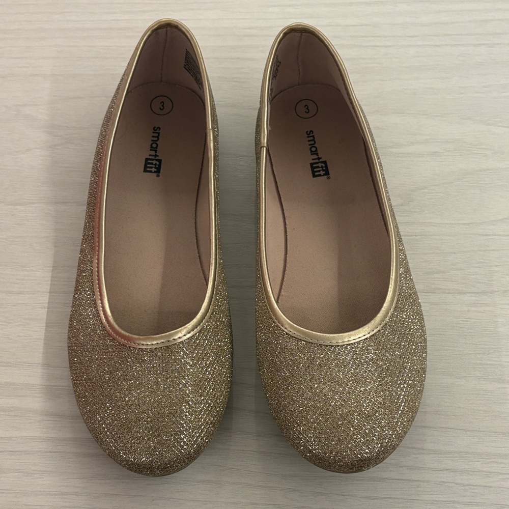 Smart Fit kid's Gold Sparkle Flats